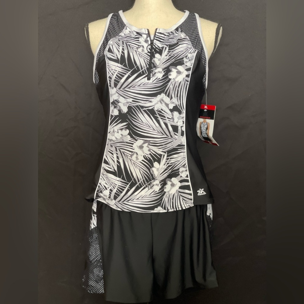New with tags. ZeroXsposur womens Tankini